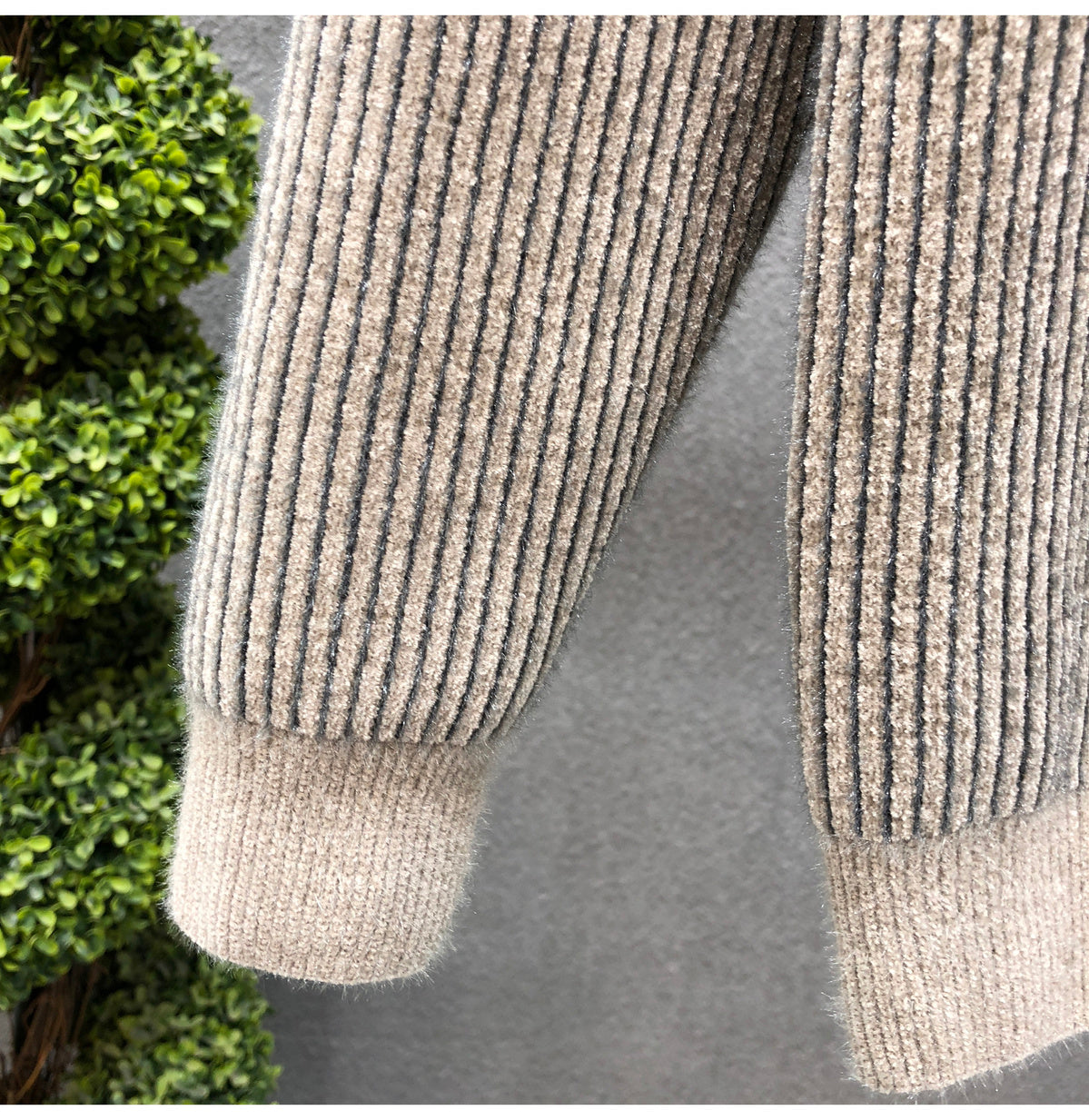 The Como Pullover